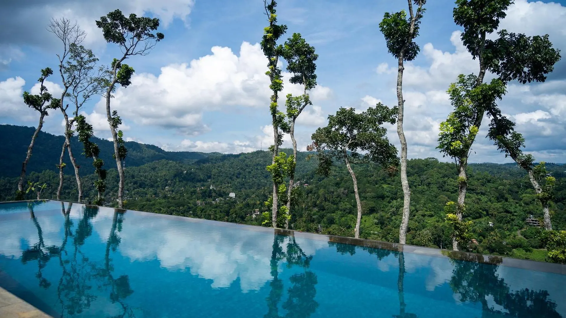 Hotel Riverdale Bungalow Kandy