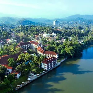 Mahaweli Reach ***** Kandy
