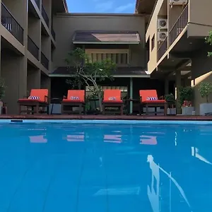 The Cave Hotel Negombo